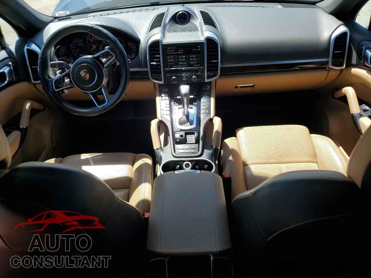 PORSCHE CAYENNE 2016 - WP1AA2A22GKA36847