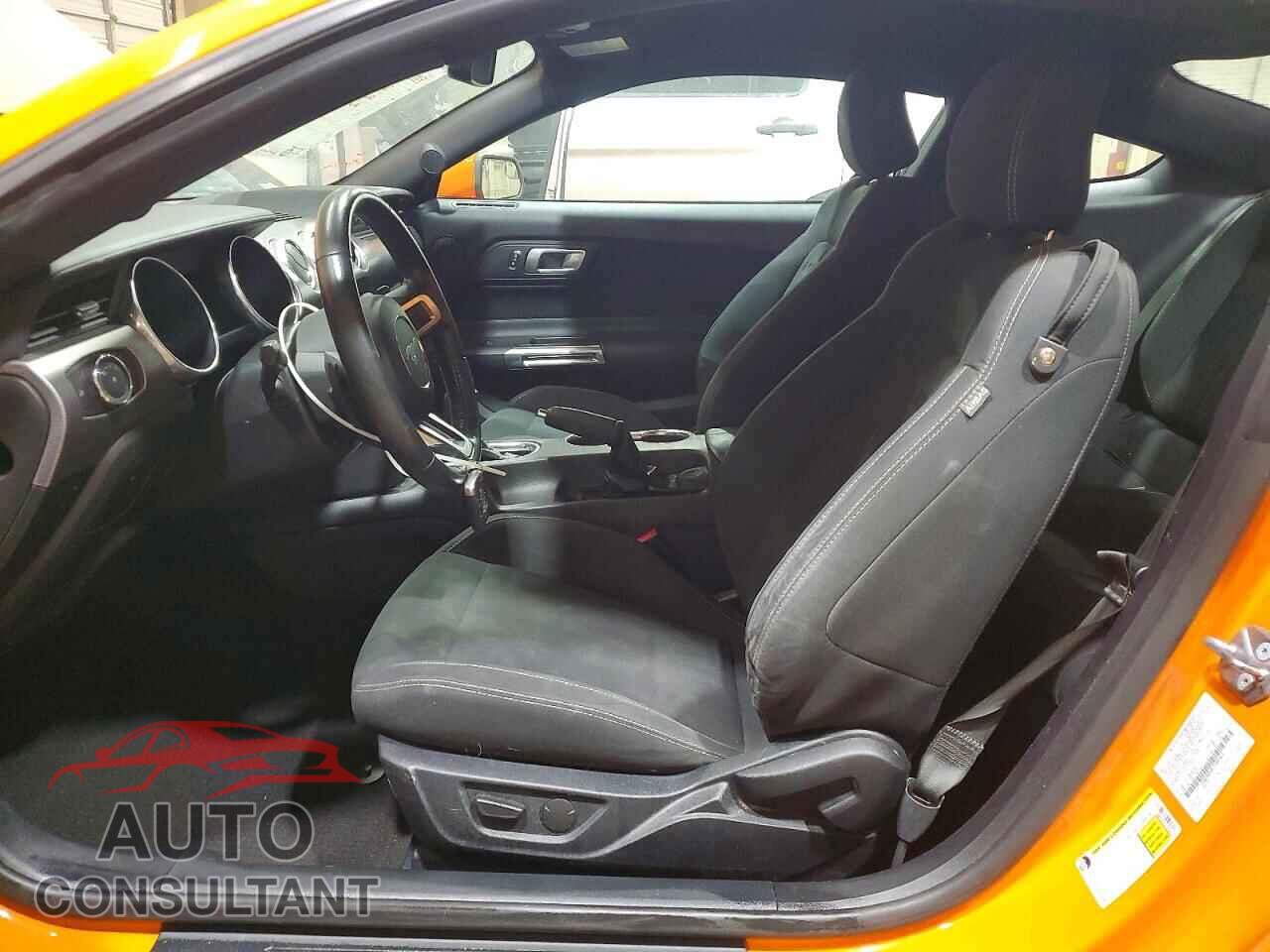 FORD MUSTANG 2020 - 1FA6P8TH9L5189363