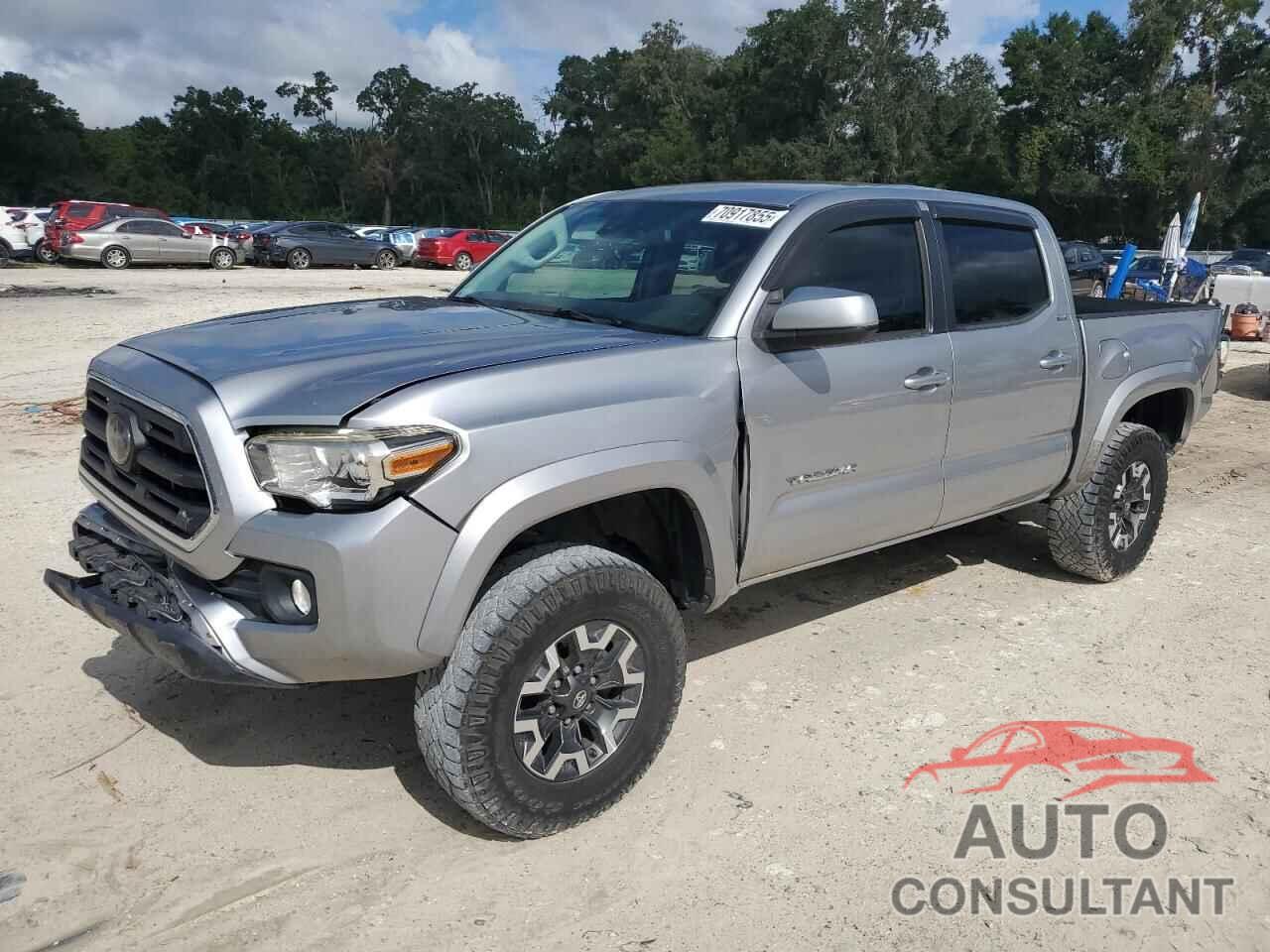 TOYOTA TACOMA 2018 - 5TFAZ5CN3JX058076