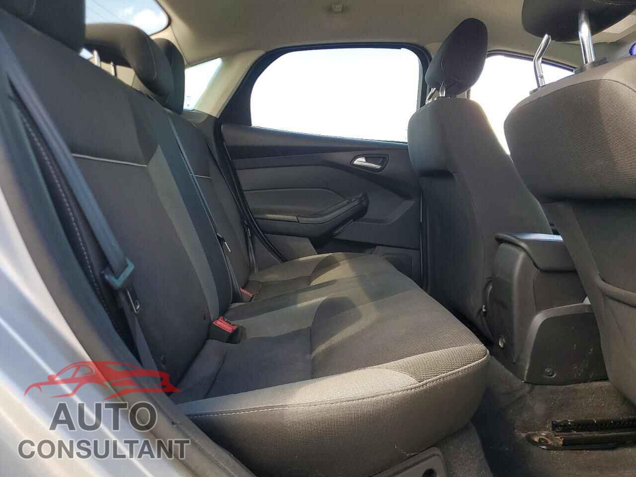 FORD FOCUS 2012 - 1FAHP3F24CL298201