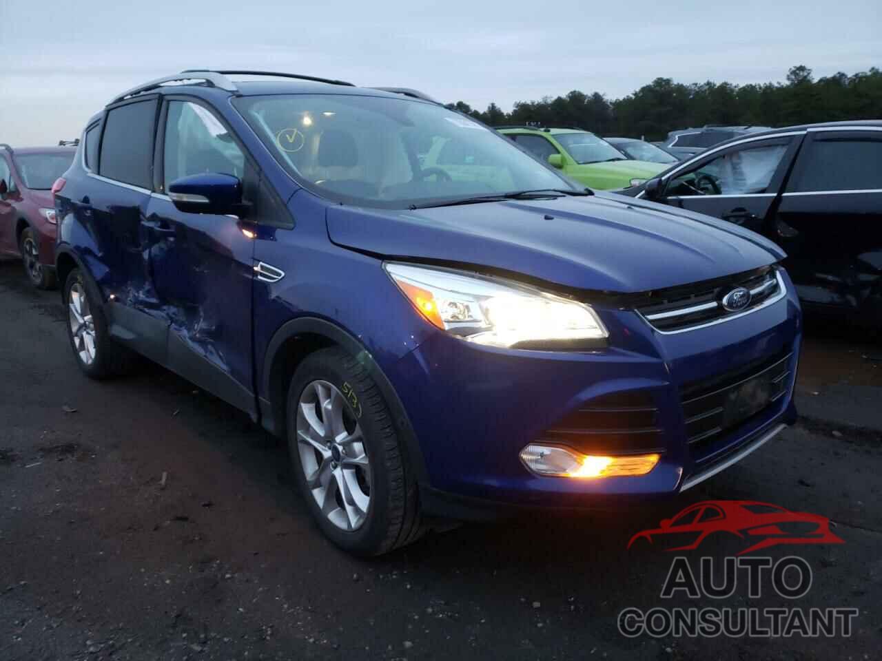 FORD ESCAPE 2016 - 1FMCU9J99GUC17645