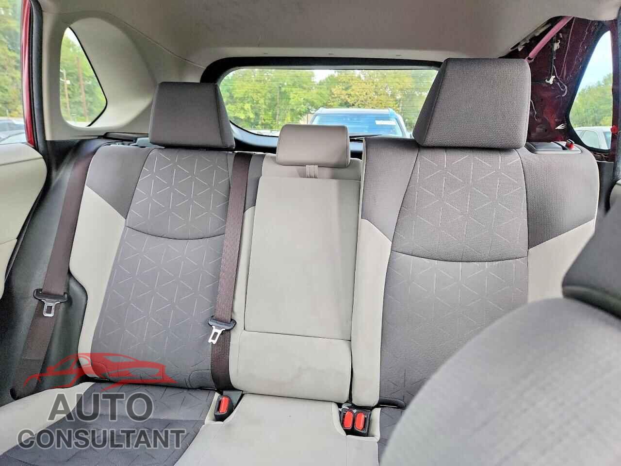 TOYOTA RAV4 2019 - JTMP1RFV2KD506329