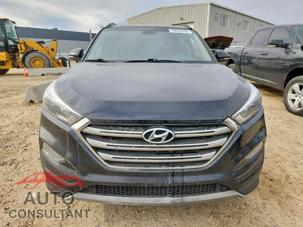 HYUNDAI TUCSON 2018 - KM8J3CA27JU718986
