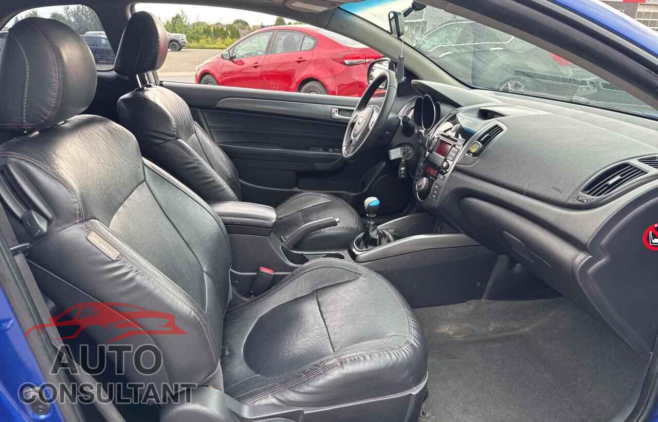 KIA FORTE 2012 - KNAFW6A31C5525593