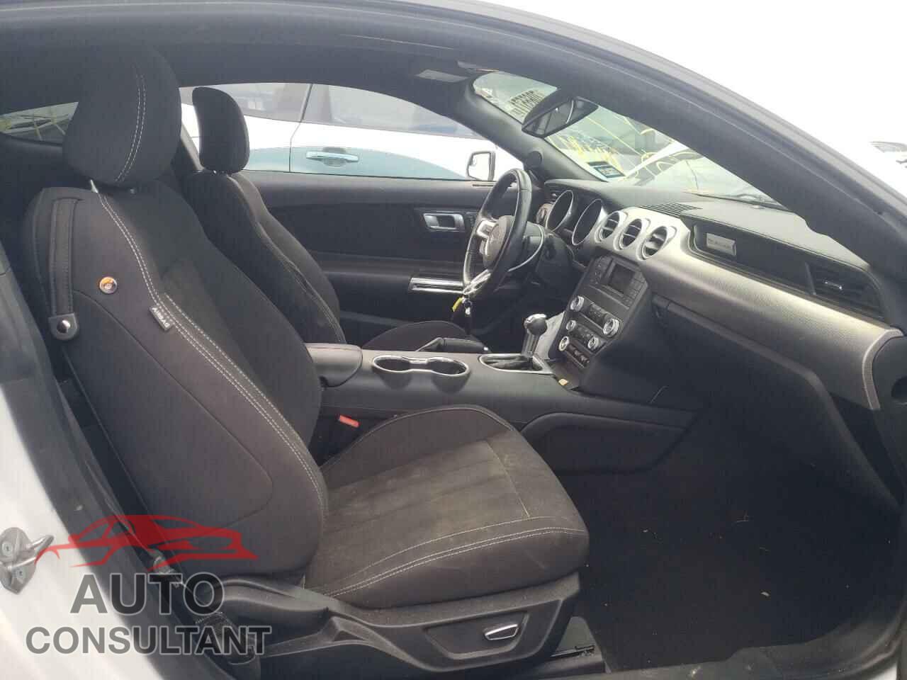 FORD MUSTANG 2019 - 1FA6P8CF9K5111923