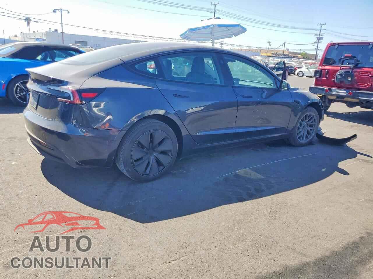 TESLA MODEL 3 2025 - 5YJ3E1EA0SF890400