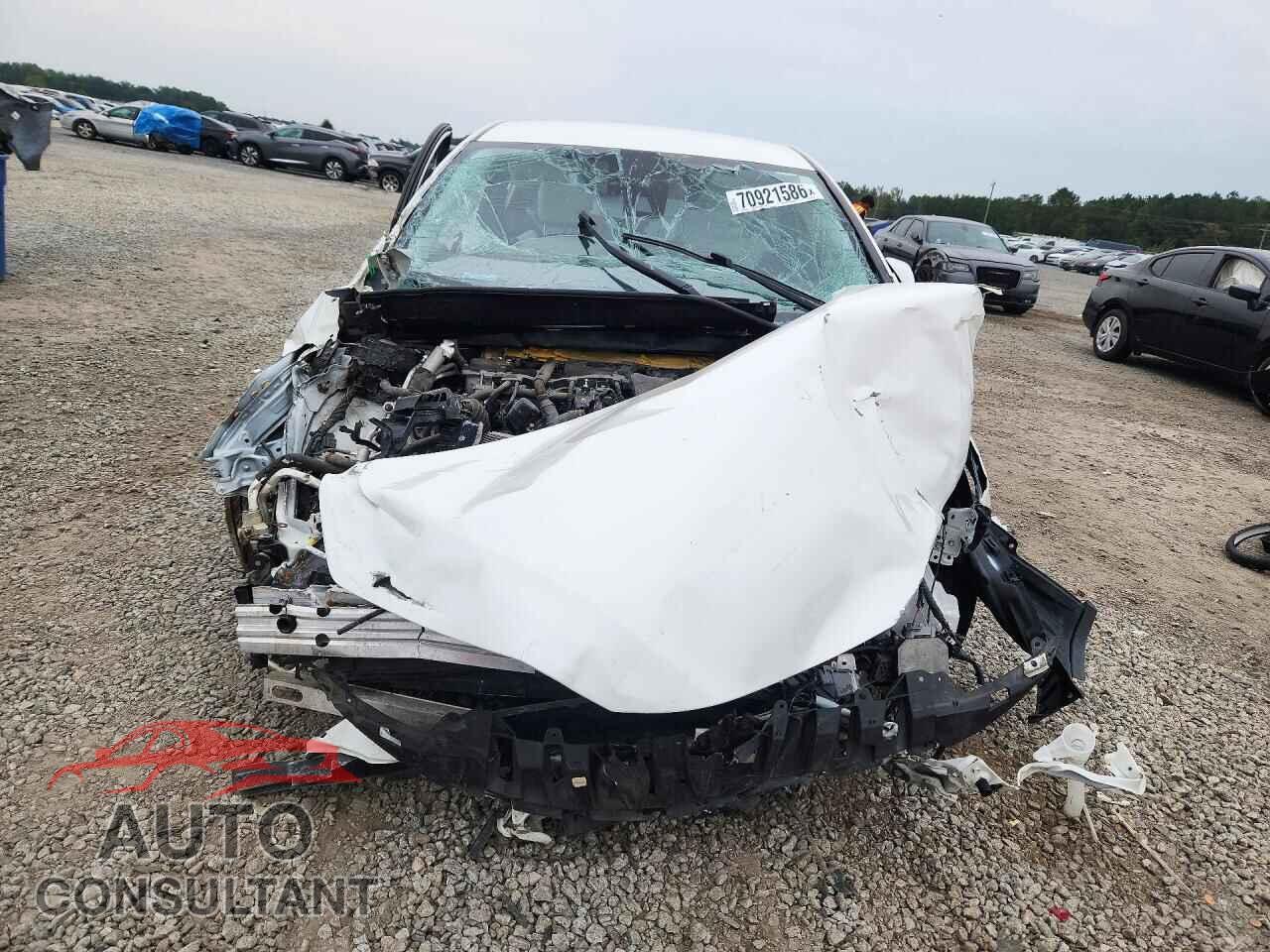 TOYOTA PRIUS 2017 - JTDKARFP9H3031174