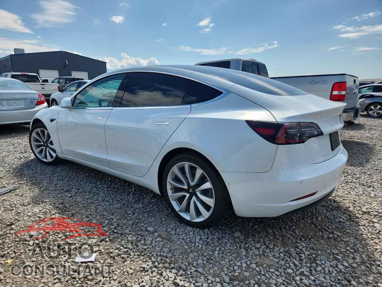 TESLA MODEL 3 2019 - 5YJ3E1EB7KF429493