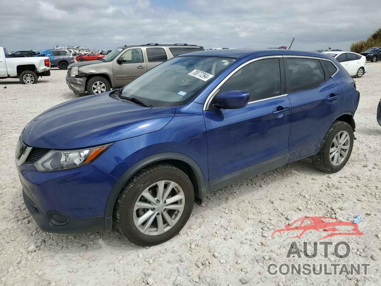 NISSAN ROGUE 2018 - JN1BJ1CP7JW191115