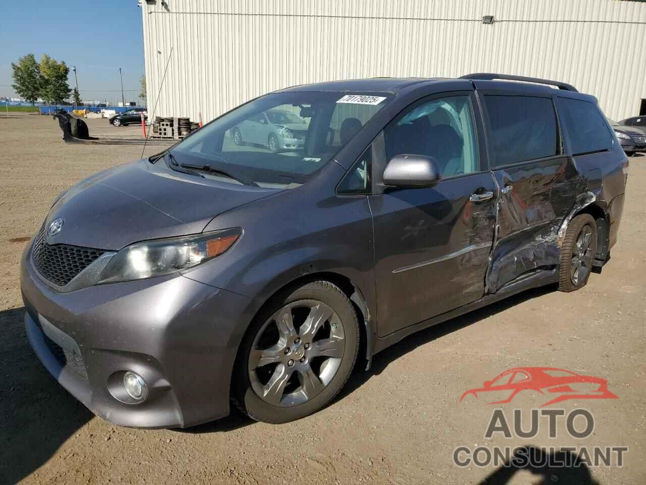 TOYOTA SIENNA 2011 - 5TDXK3DC0BS077515
