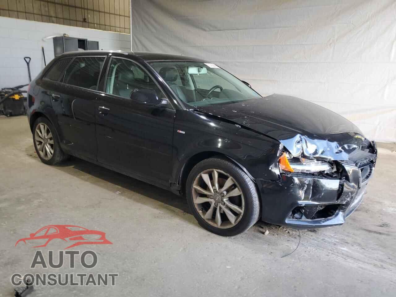 AUDI A3 2011 - WAUBJAFM4BA021109
