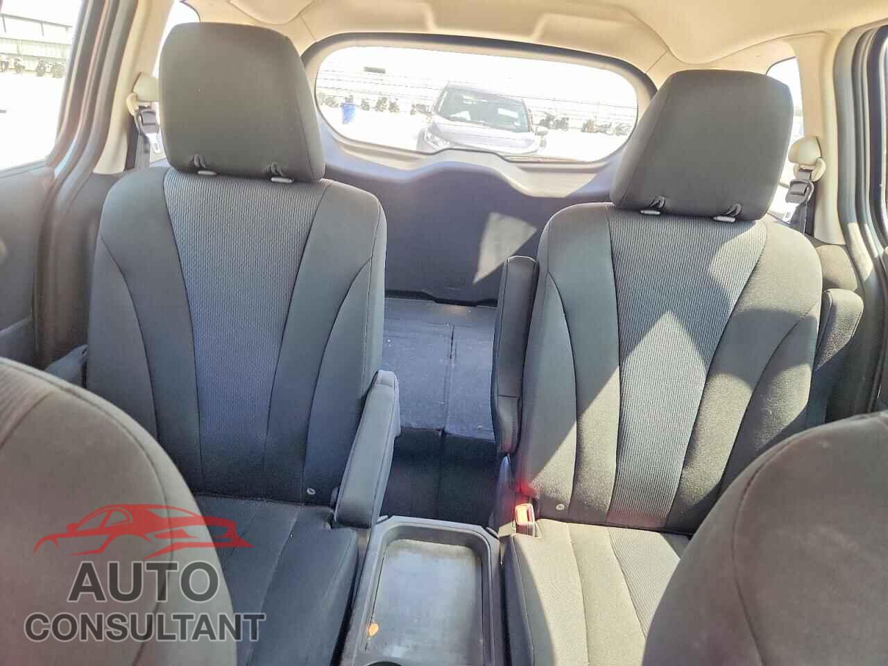 MAZDA 5 2013 - JM1CW2CL1D0160326