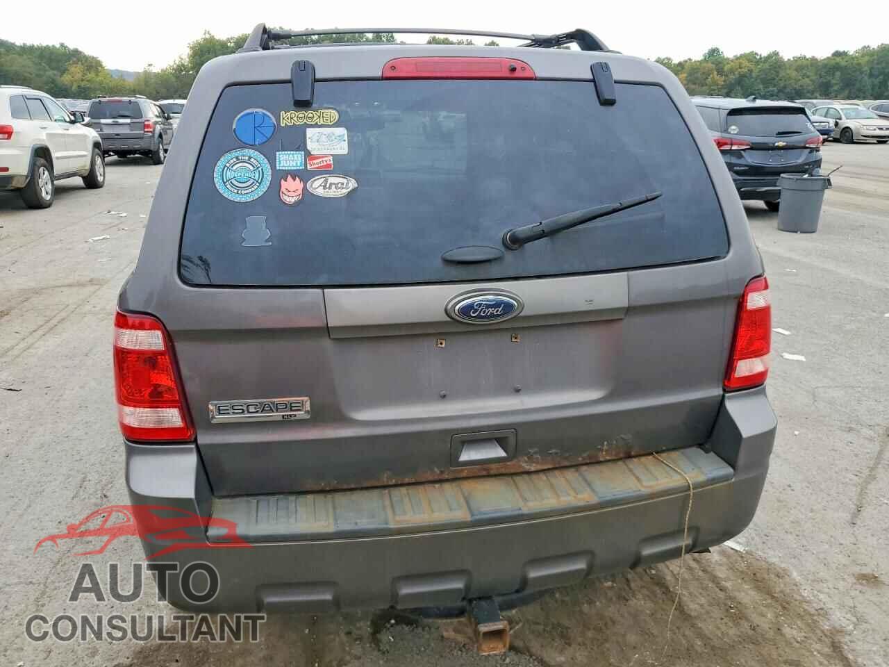 FORD ESCAPE 2011 - 1FMCU9D76BKC49547