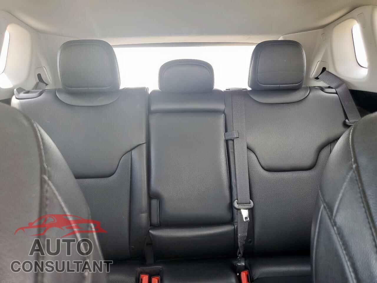JEEP COMPASS 2022 - 3C4NJDCB9NT135608