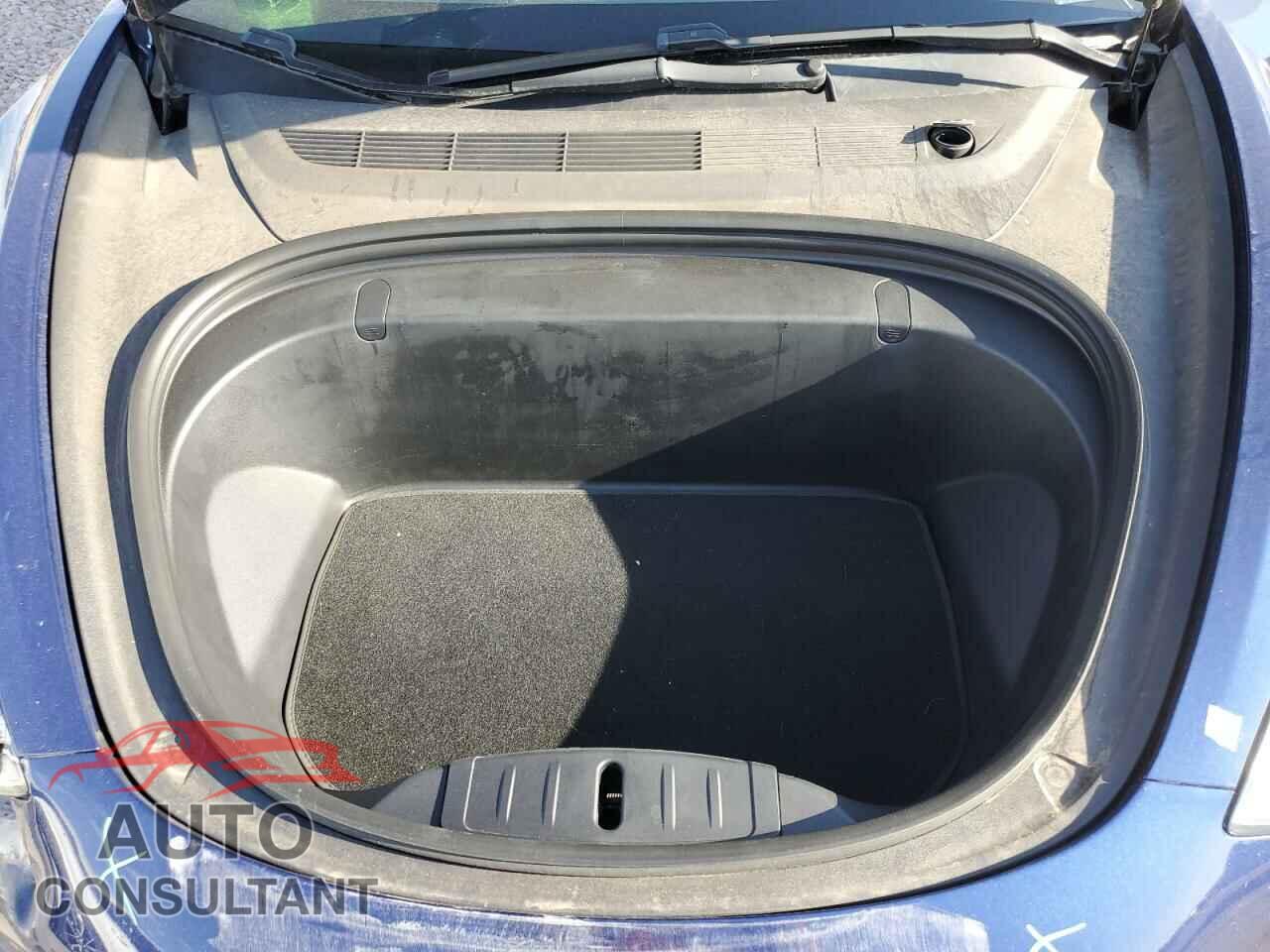 TESLA MODEL 3 2018 - 5YJ3E1EA9JF160774