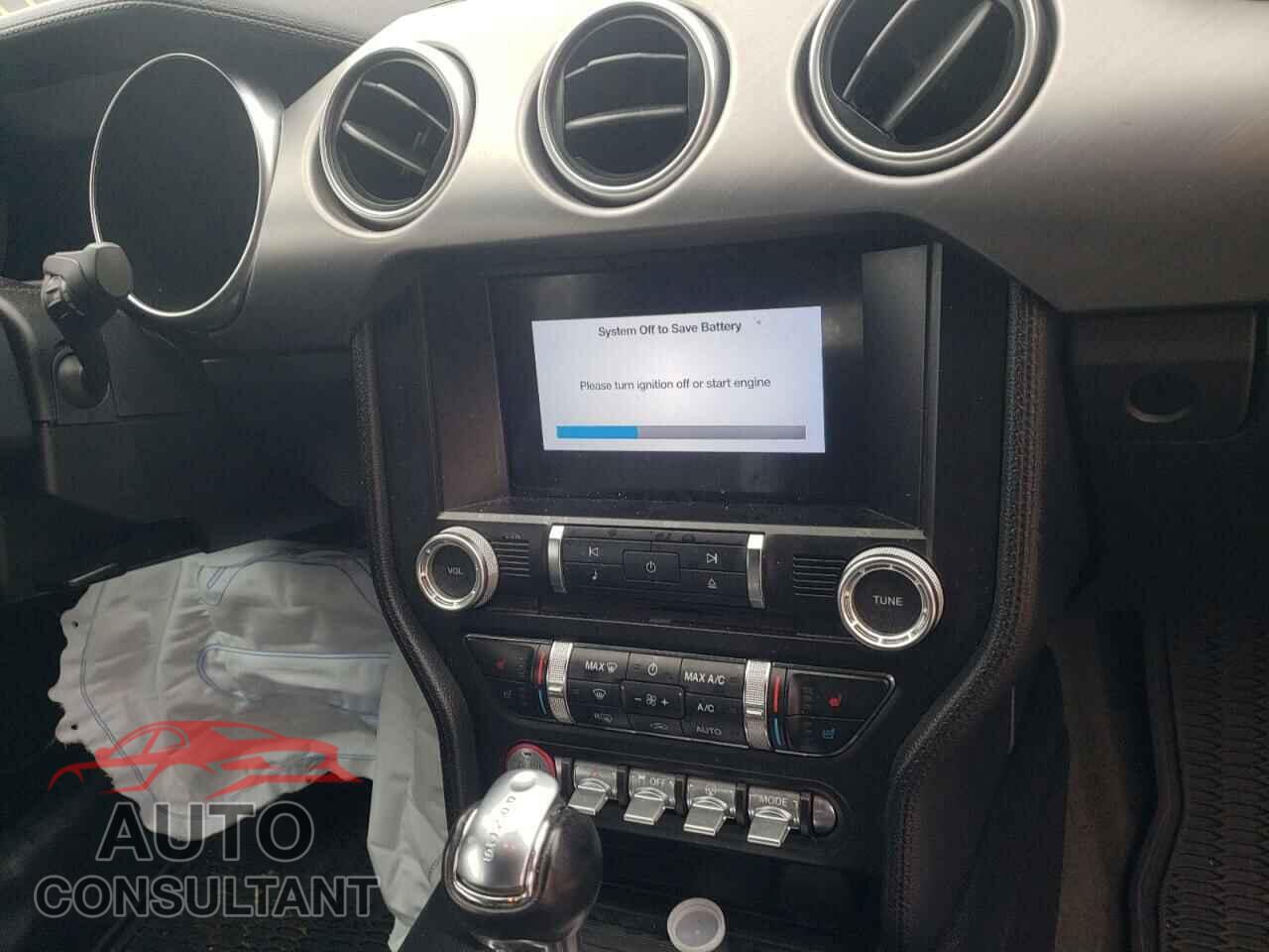 FORD MUSTANG 2018 - 1FATP8UH3J5132395