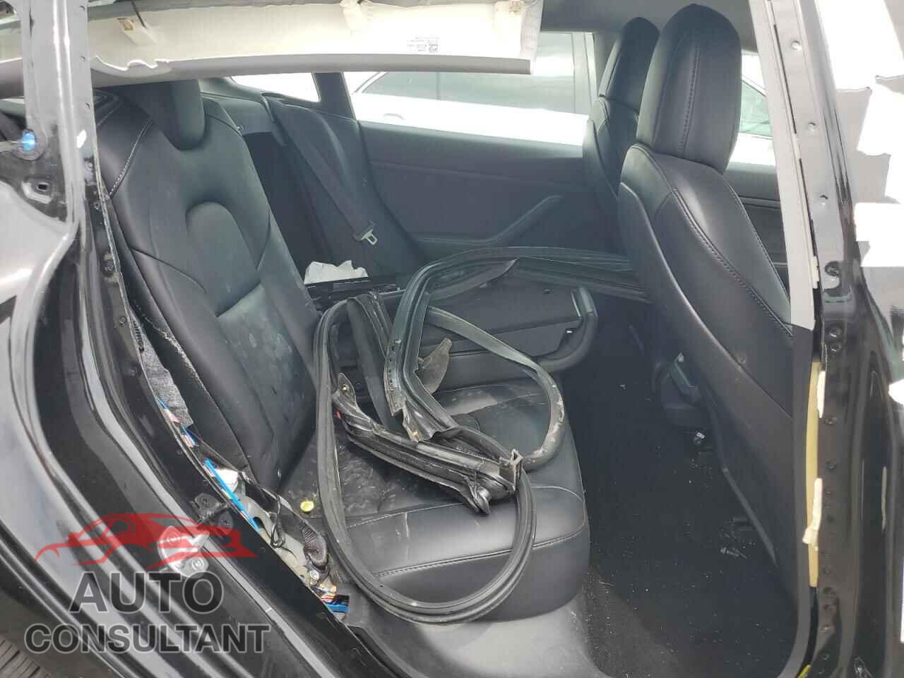 TESLA MODEL 3 2021 - 5YJ3E1EAXMF907075