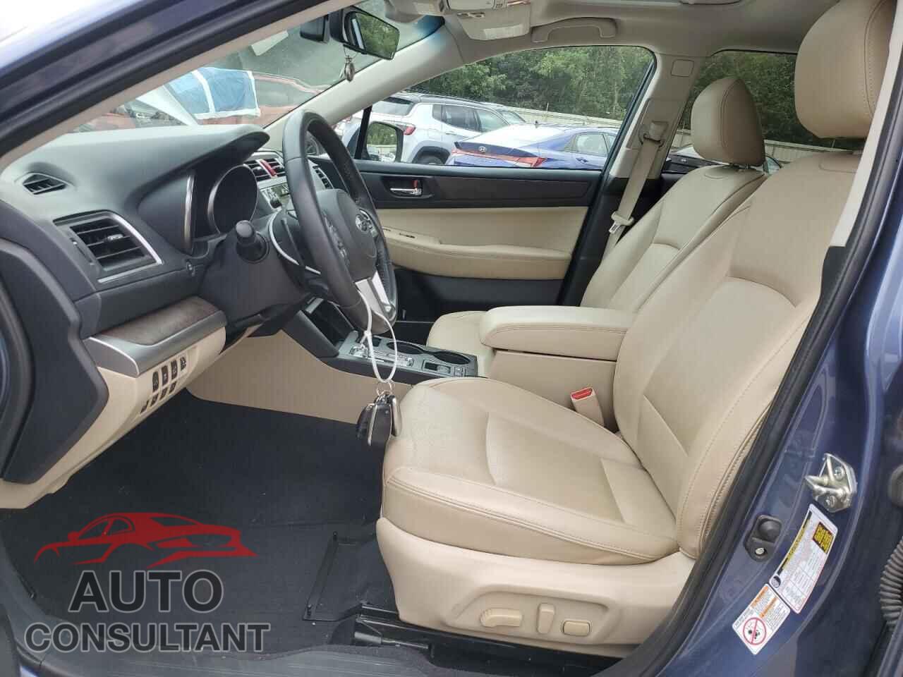 SUBARU OUTBACK 2017 - 4S4BSENC4H3318745