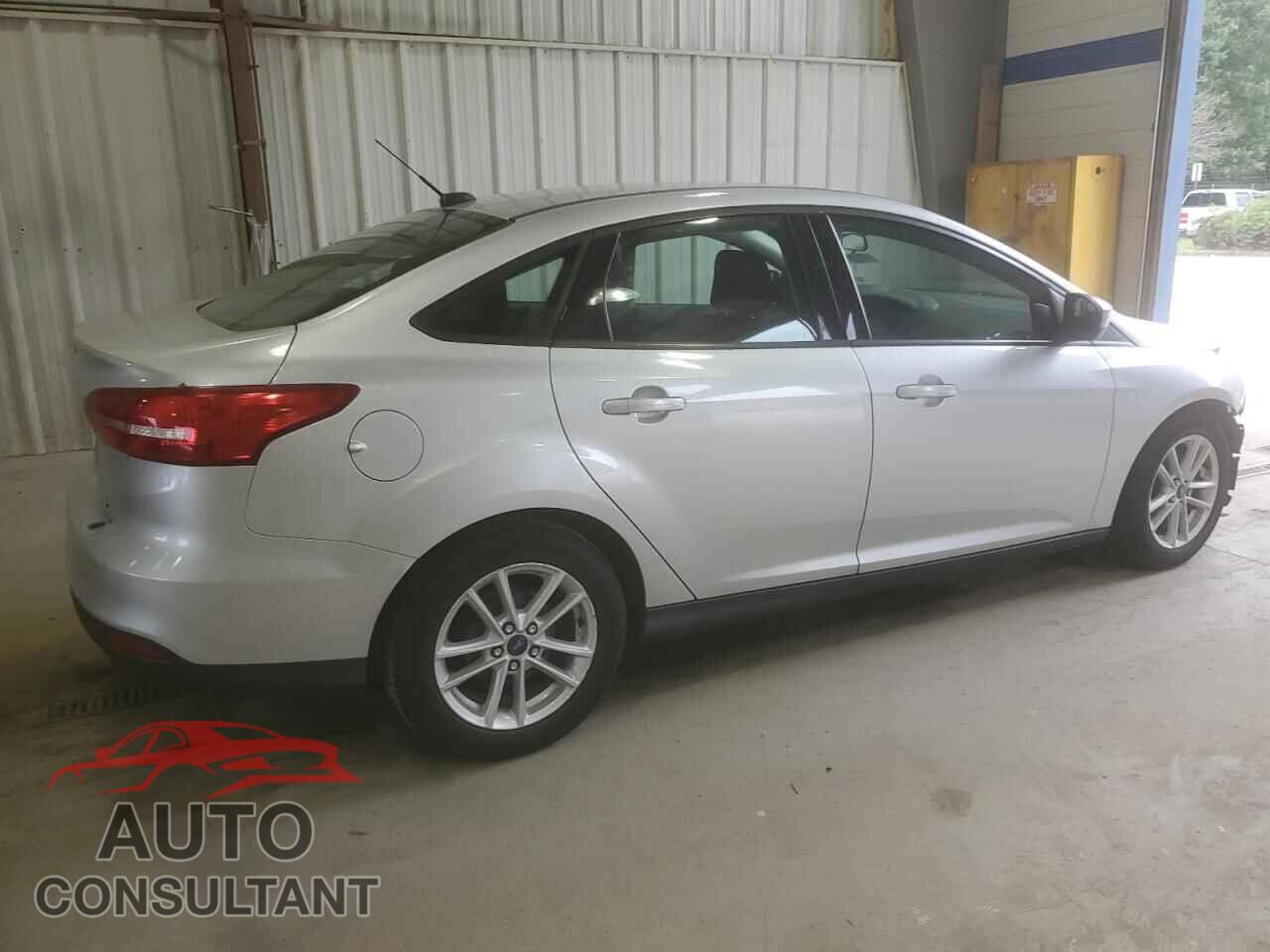 FORD FOCUS 2018 - 1FADP3F21JL209602
