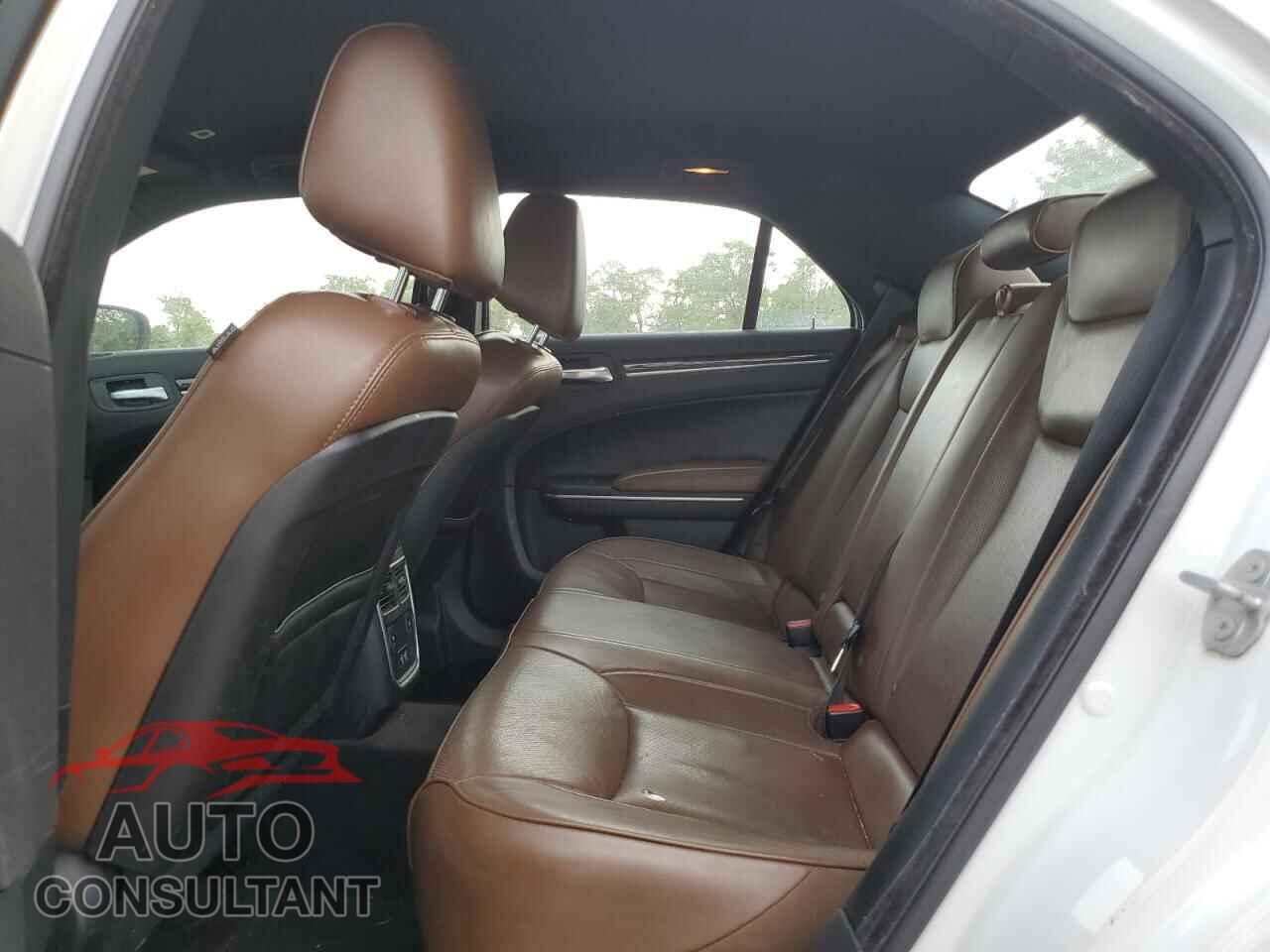 CHRYSLER 300 2019 - 2C3CCAEG2KH536175
