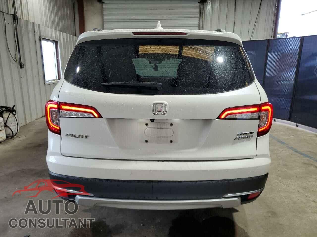 HONDA PILOT 2019 - 5FNYF6H95KB044281