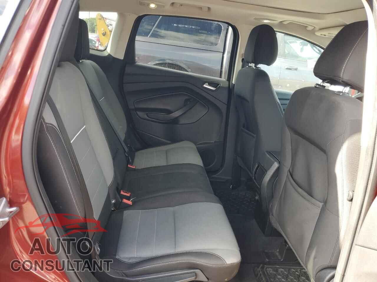FORD ESCAPE 2014 - 1FMCU0G98EUC23517