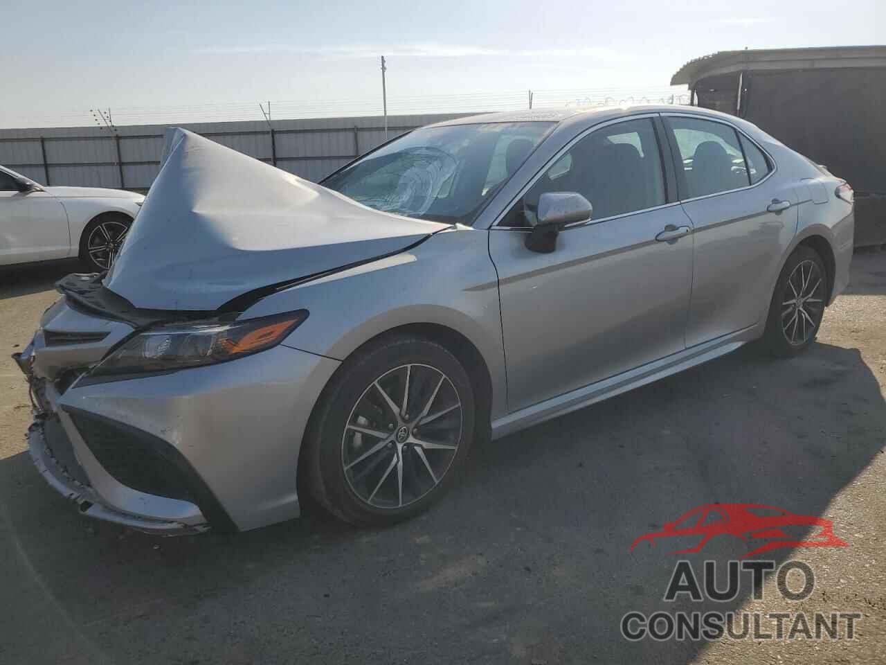 TOYOTA CAMRY 2024 - 4T1G11AK6RU240236