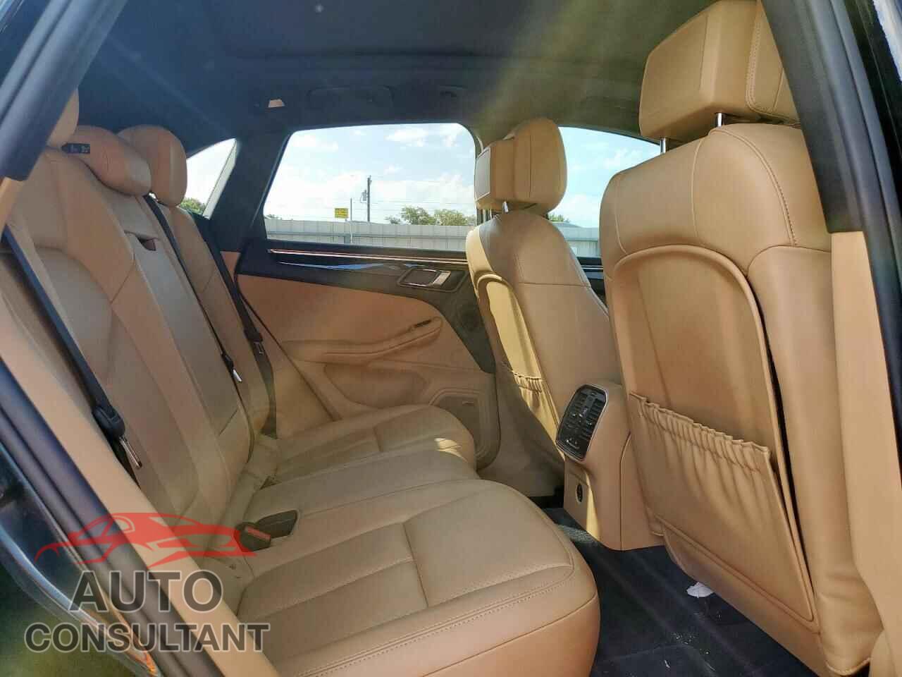 PORSCHE MACAN 2018 - WP1AA2A53JLB21286