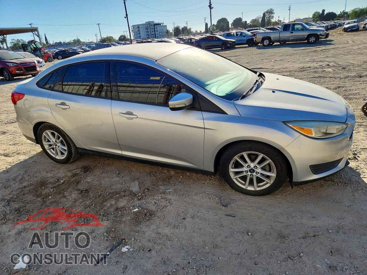 FORD FOCUS 2015 - 1FADP3F25FL257191