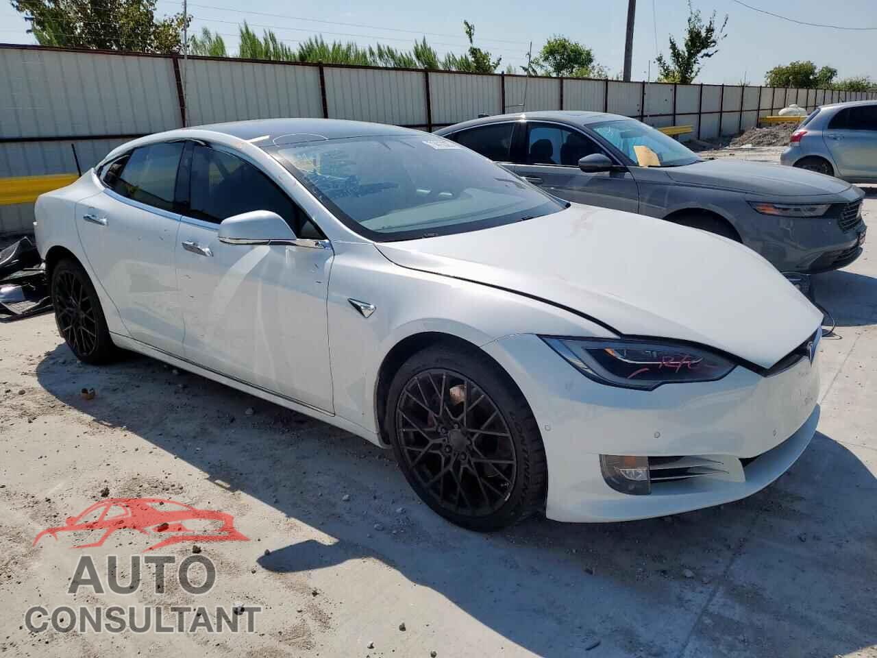 TESLA MODEL S 2017 - 5YJSA1E19HF185403