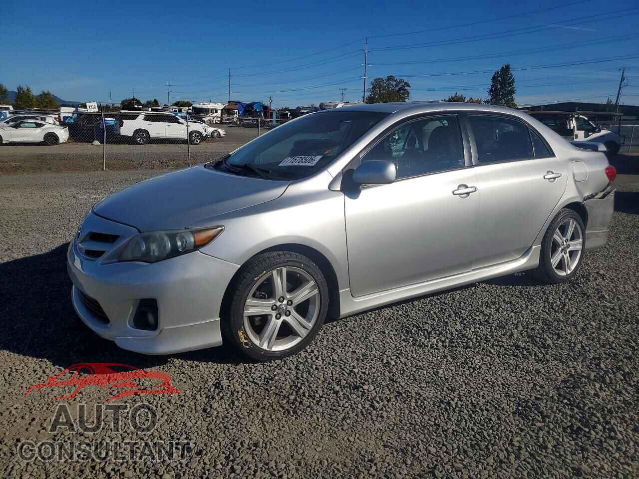 TOYOTA COROLLA 2013 - 2T1BU4EEXDC024567