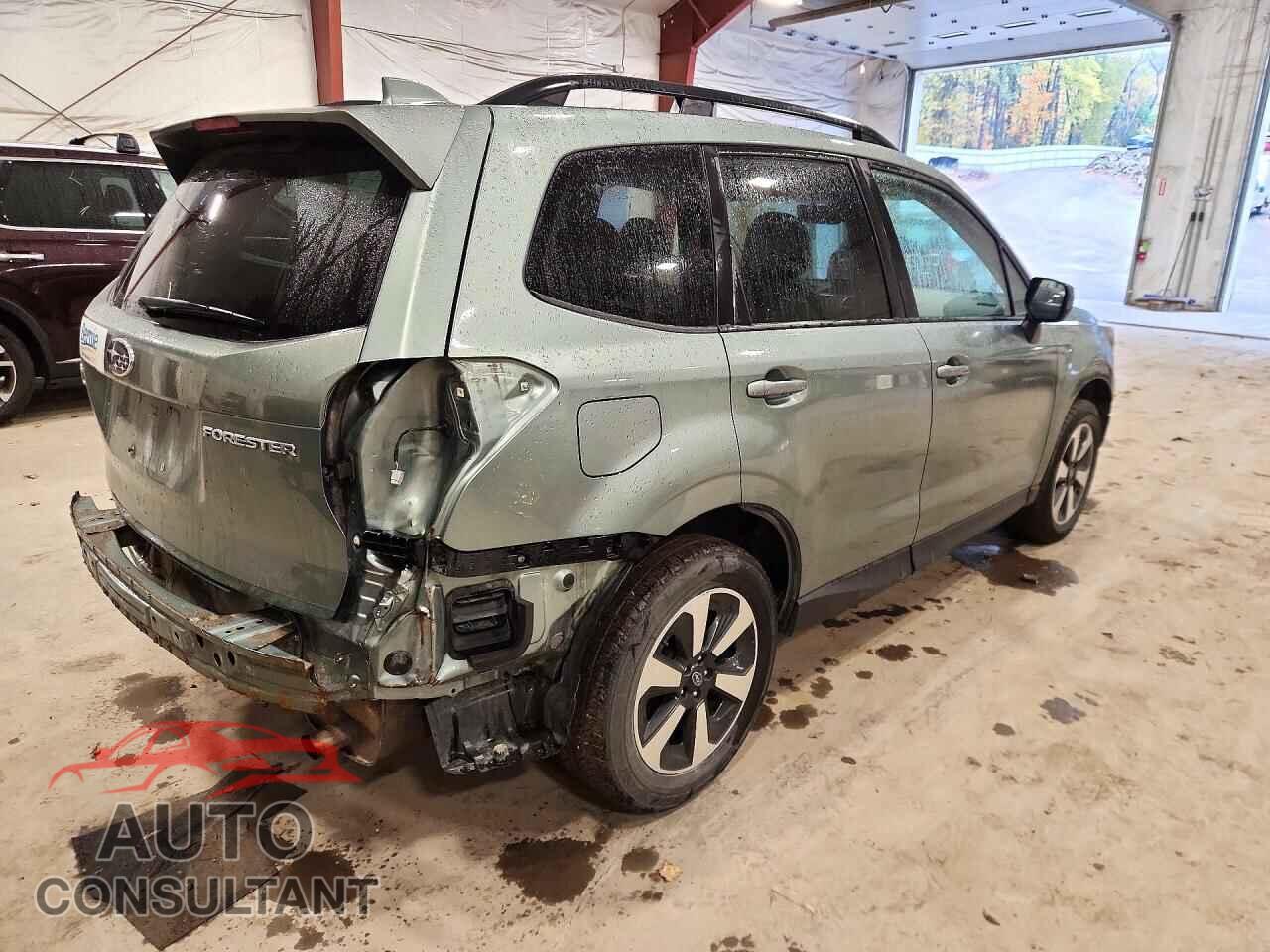 SUBARU FORESTER 2018 - JF2SJAEC7JH589826