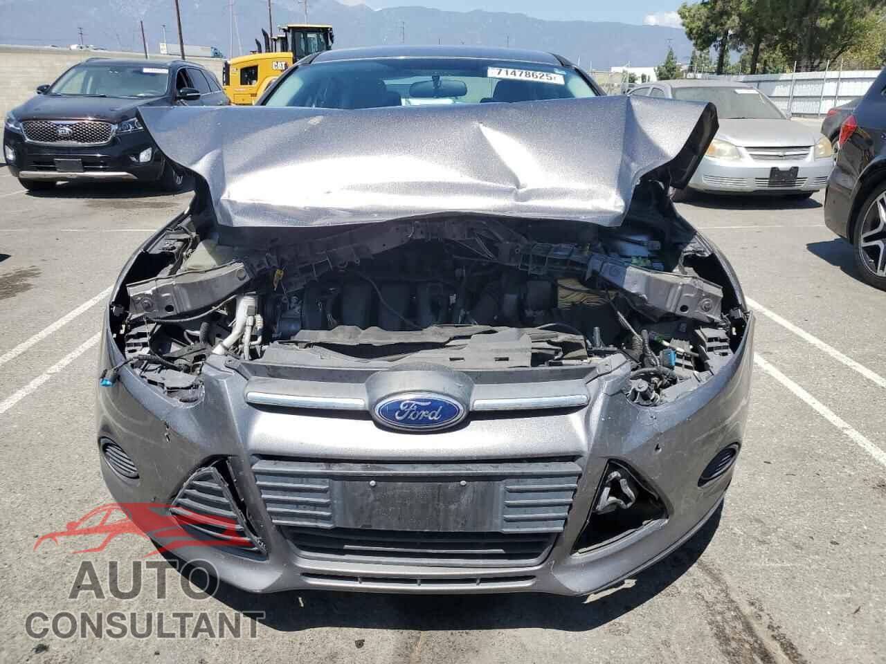 FORD FOCUS 2014 - 1FADP3E24EL401085