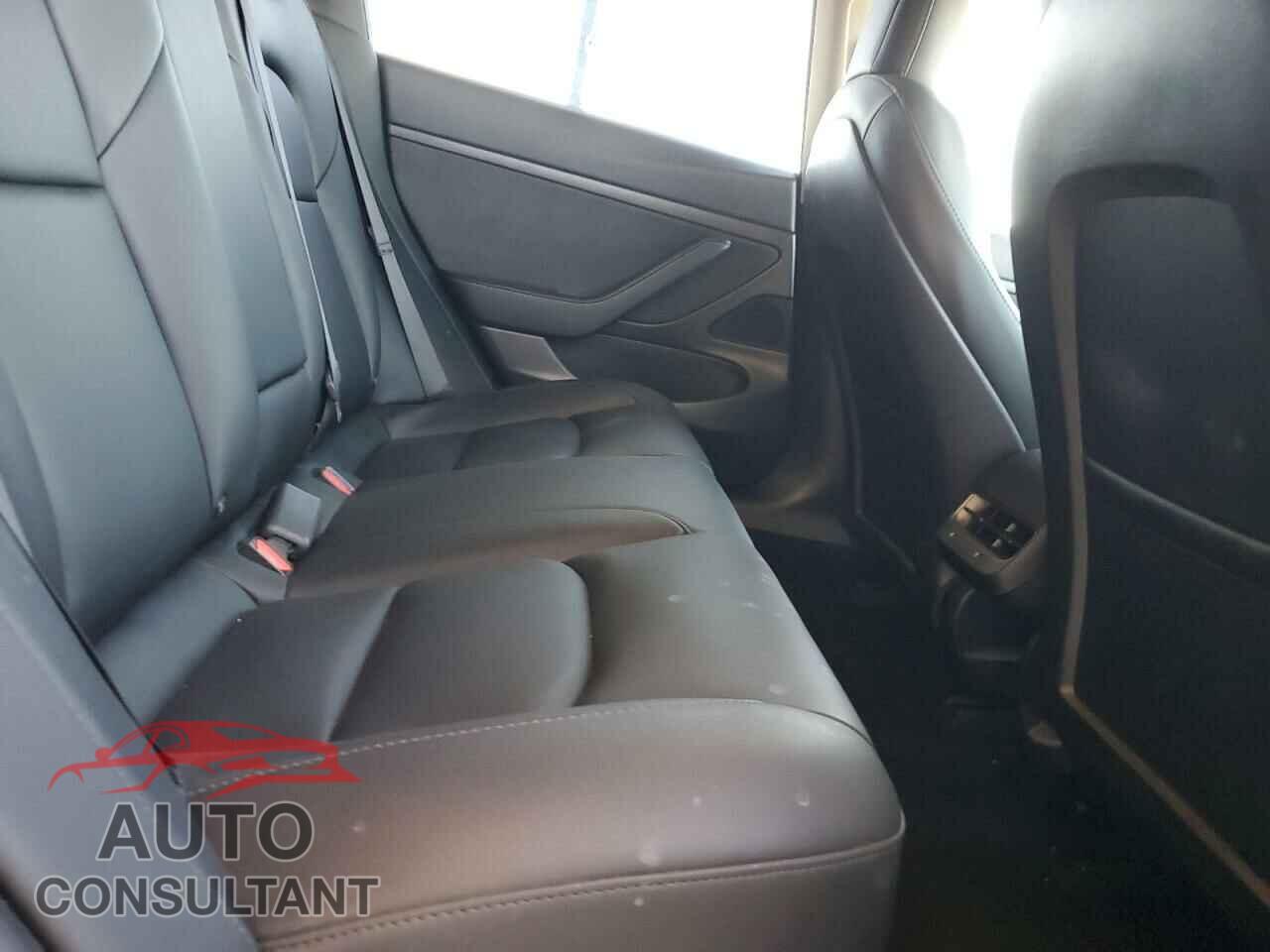 TESLA MODEL 3 2020 - 5YJ3E1EA2LF705233
