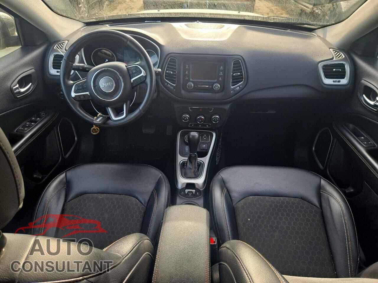 JEEP COMPASS 2017 - 3C4NJDBB6HT692790