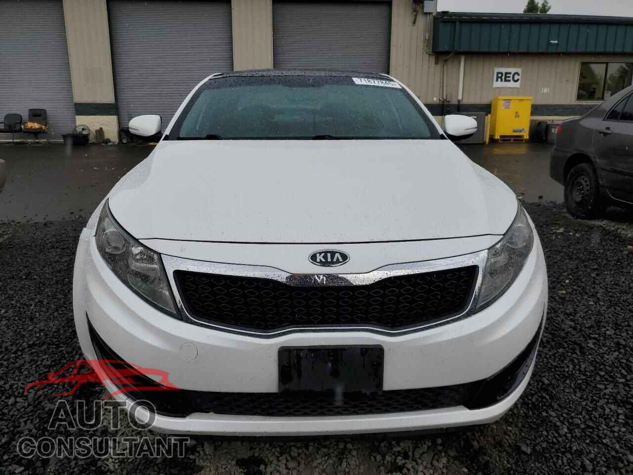 KIA OPTIMA 2011 - KNAGN4A7XB5094541