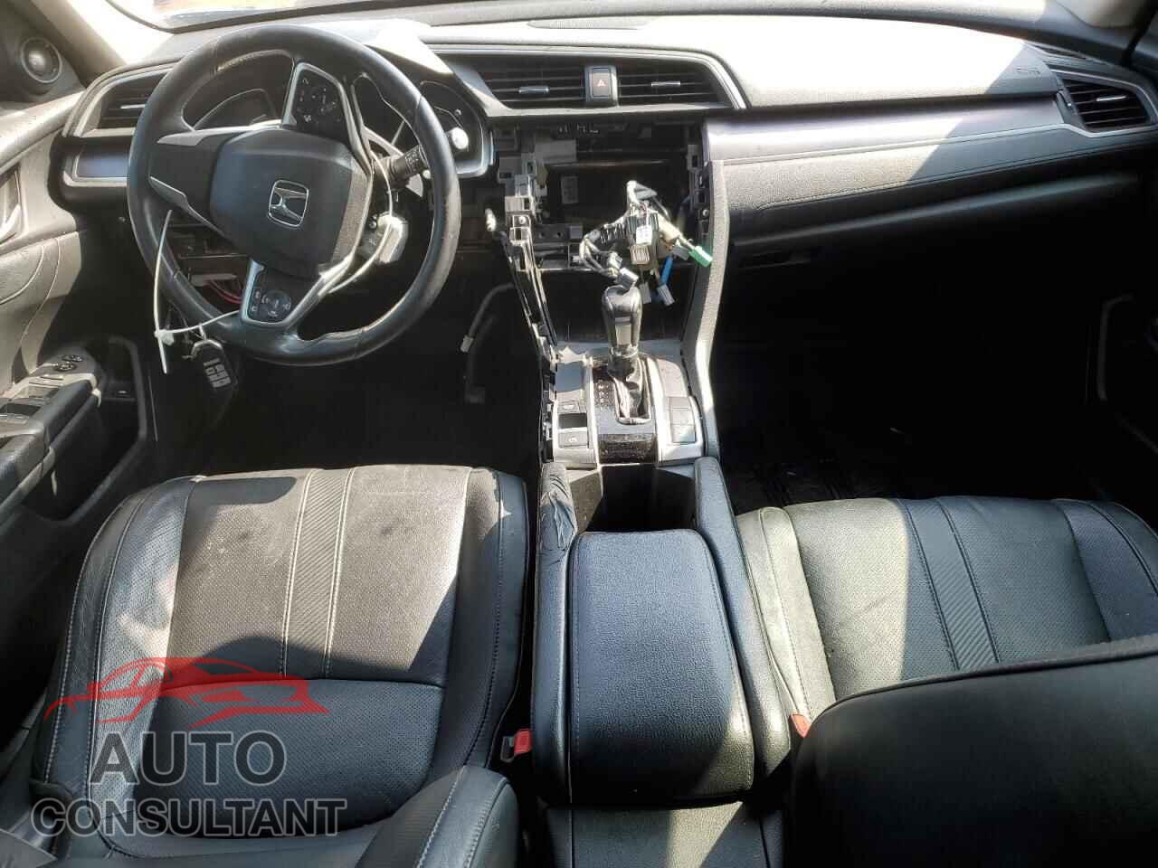 HONDA CIVIC 2017 - 2HGFC2F53HH557316