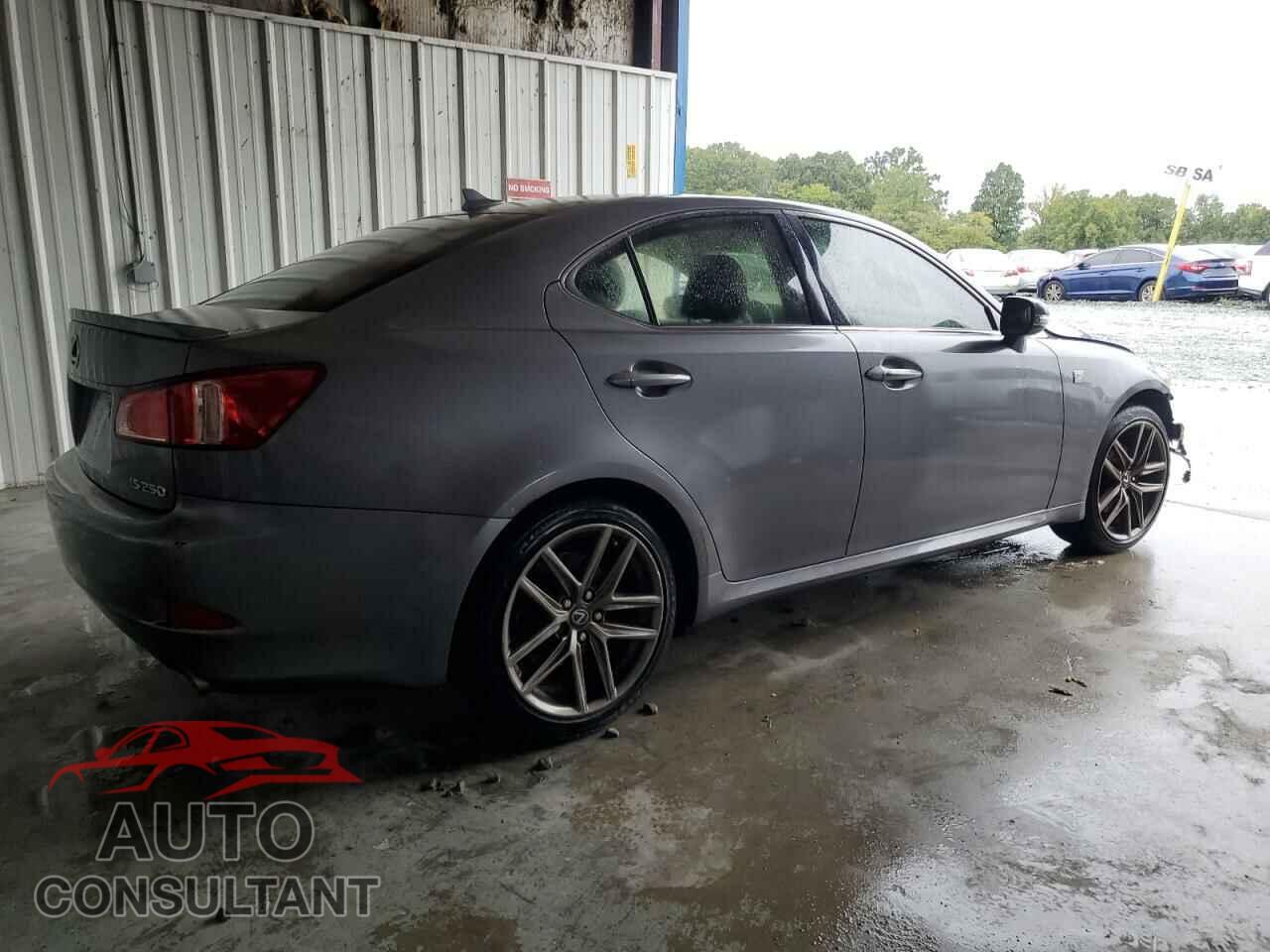LEXUS IS 2012 - JTHBF5C25C5172435