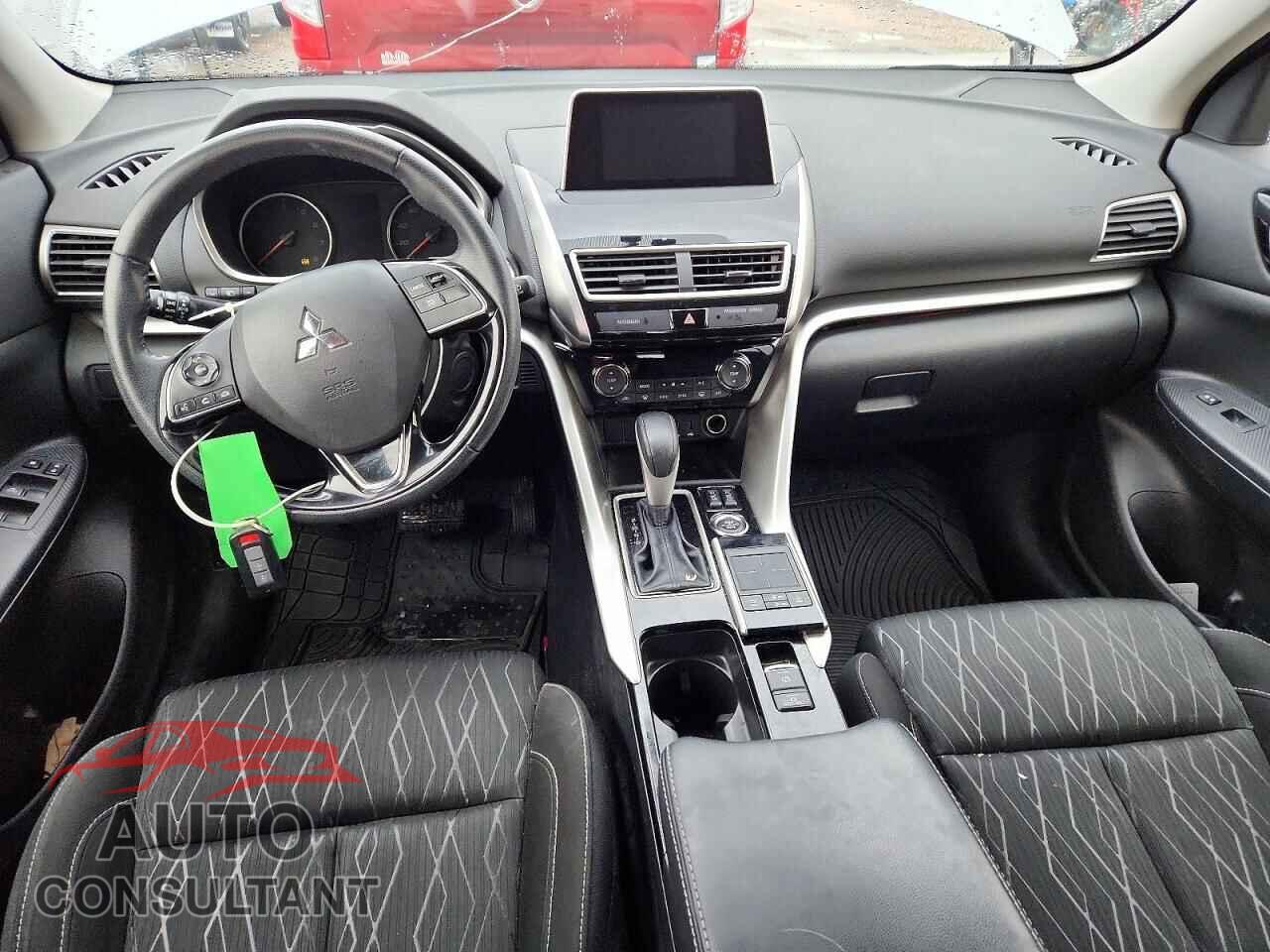 MITSUBISHI ECLIPSE 2019 - JA4AT5AA7KZ016737