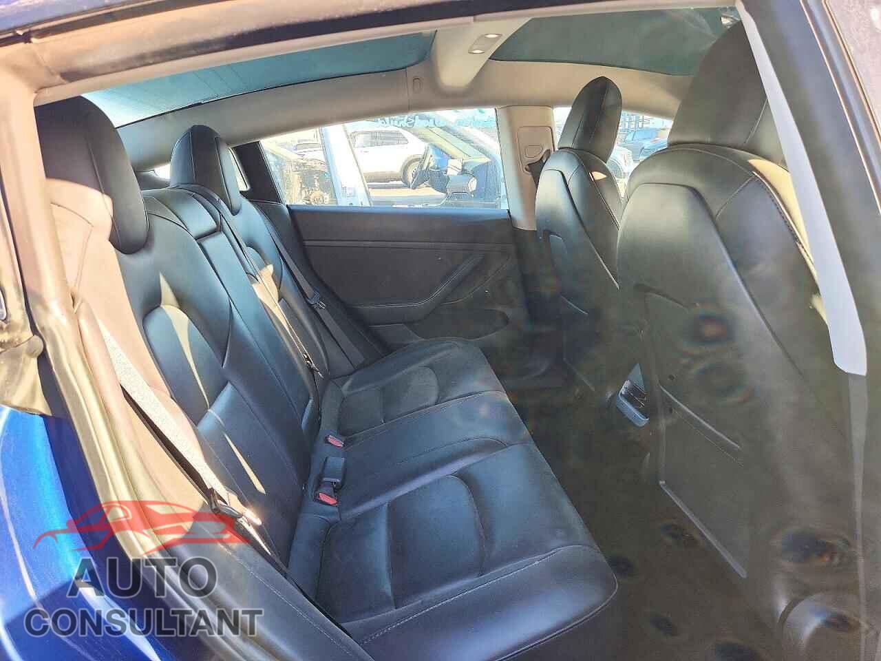 TESLA MODEL 3 2022 - 5YJ3E1EA3NF371622