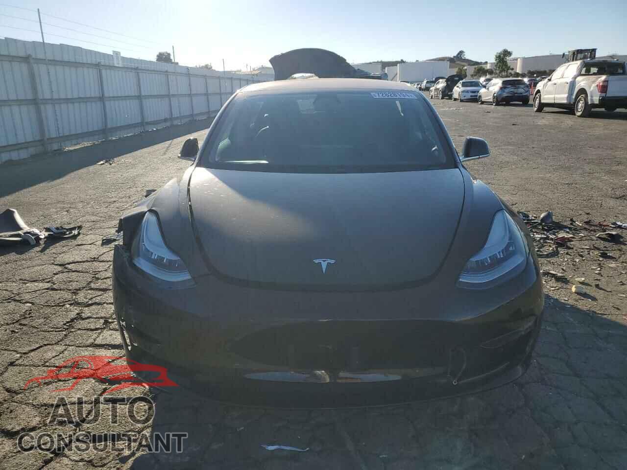 TESLA MODEL 3 2018 - 5YJ3E1EA9JF156417