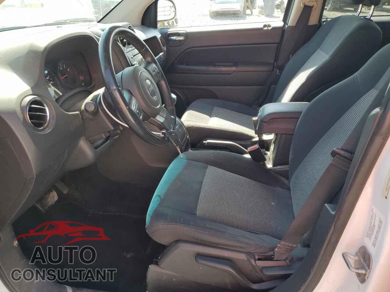 JEEP COMPASS 2011 - 1J4NF1FB1BD223219