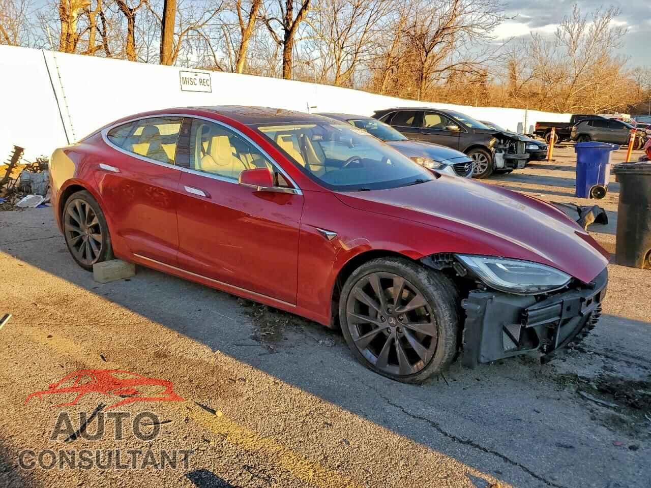 TESLA MODEL S 2018 - 5YJSA1E22JF272476