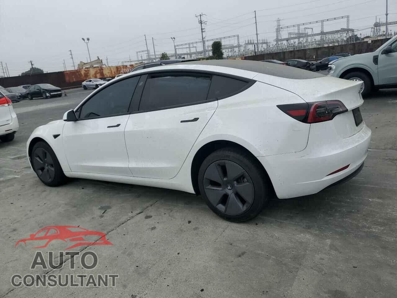 TESLA MODEL 3 2023 - 5YJ3E1EAXPF505853