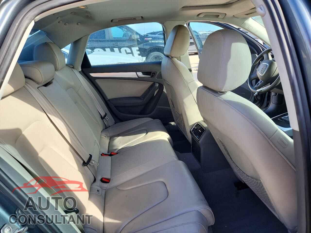 AUDI A4 2012 - WAUEFAFL1CA112023