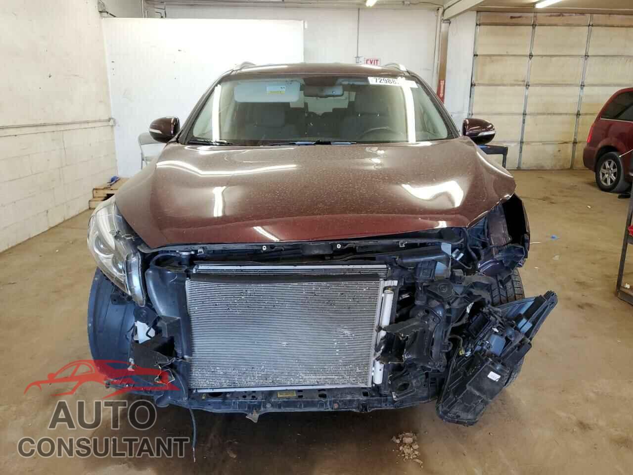 KIA SORENTO 2017 - 5XYPGDA51HG224573