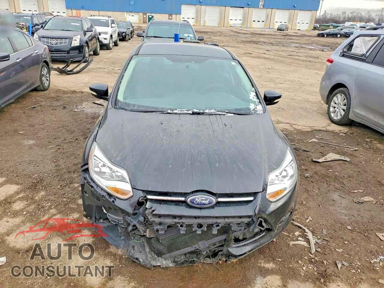 FORD FOCUS 2014 - 1FADP3F26EL107427