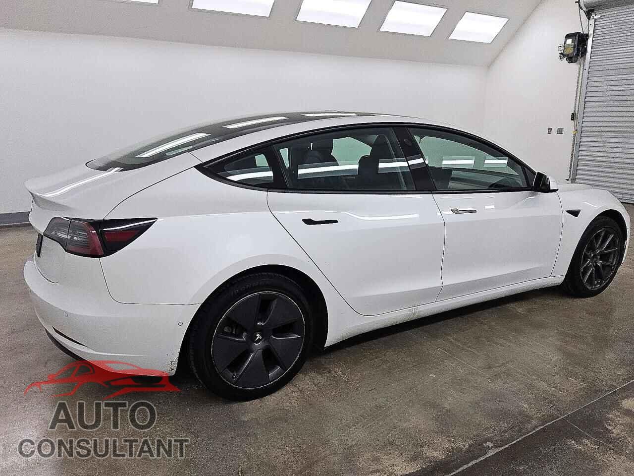 TESLA MODEL 3 2022 - 5YJ3E1EA7NF288078