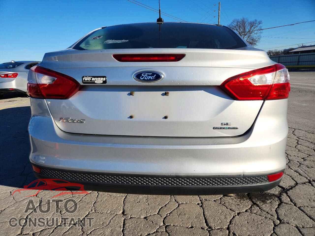 FORD FOCUS 2014 - 1FADP3F20EL426063