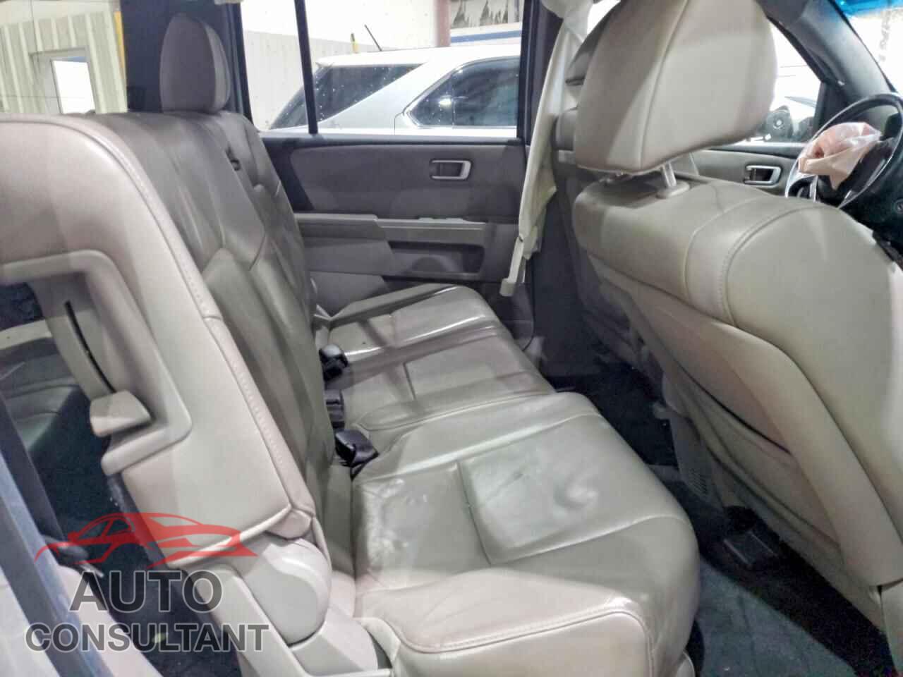 HONDA PILOT 2012 - 5FNYF4H76CB033407